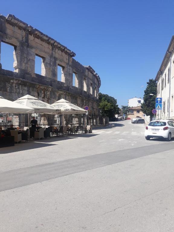 Colorita Studio Pula Exterior photo
